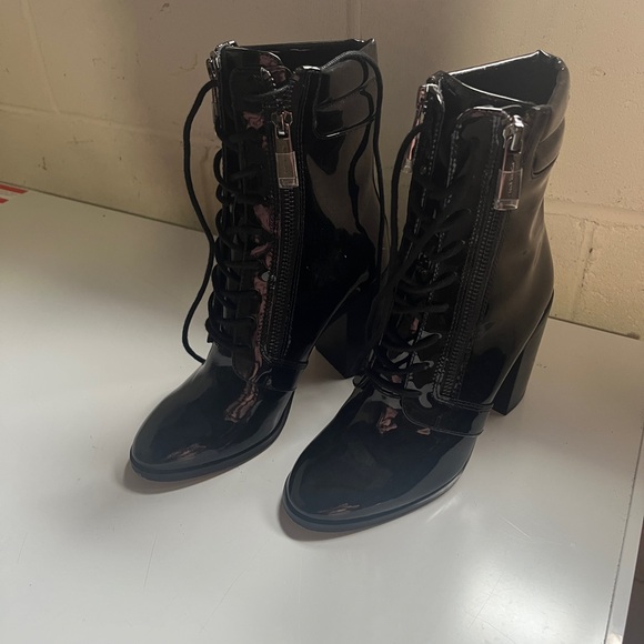 Michael Kors Black Patent Heeled Boots - Picture 1 of 8